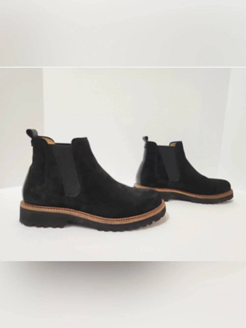 Samuel Hubbard 24 seven women’s Chelsea leather Boots size 9.5